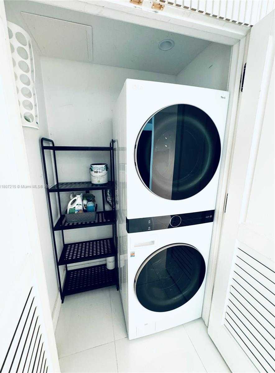 Small Image of 1080 BRICKELL AVE #3507, Miami Number 13