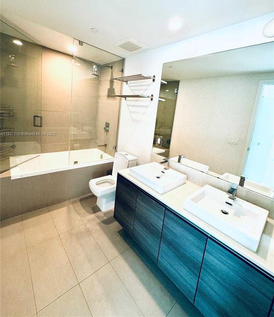 Small Image of 1080 BRICKELL AVE #3507, Miami Number 5