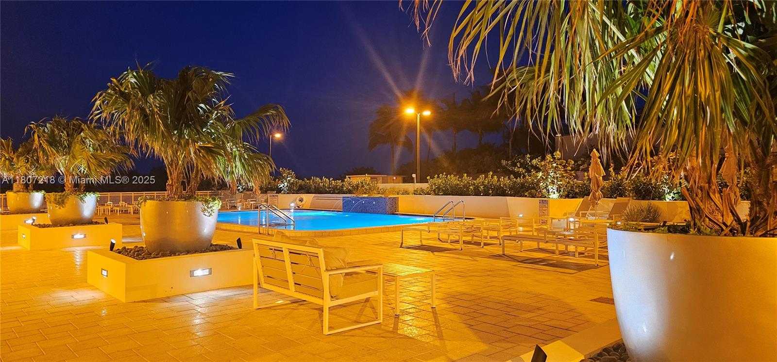 Small Image of 6917 COLLINS AVE #1620, Miami Beach Number 19