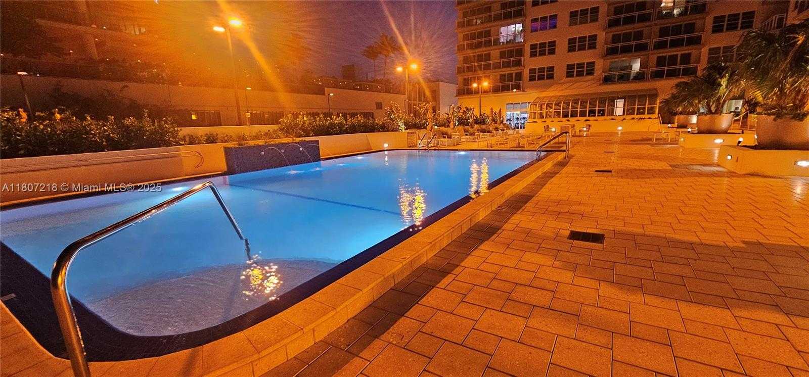 Small Image of 6917 COLLINS AVE #1620, Miami Beach Number 20
