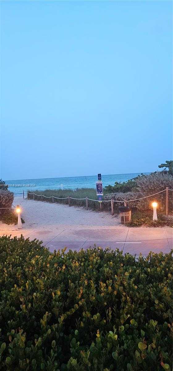 Small Image of 6917 COLLINS AVE #1620, Miami Beach Number 24