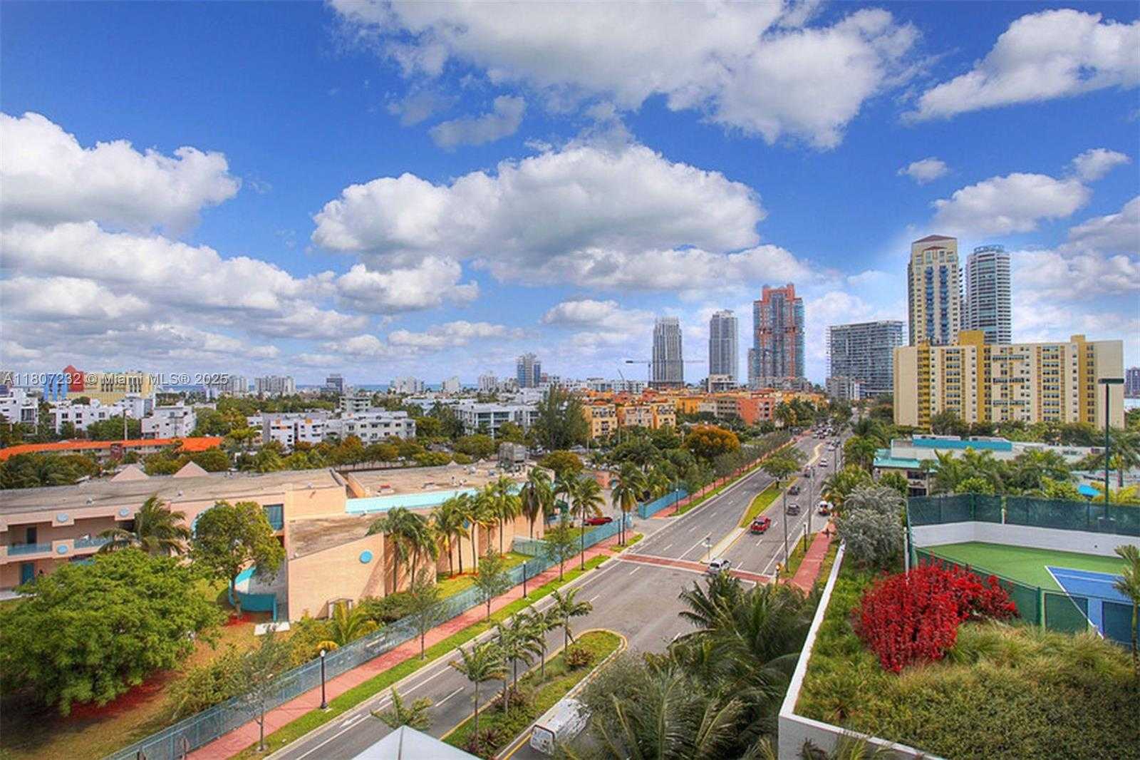 Small Image of 400 ALTON RD #811, Miami Beach Number 10