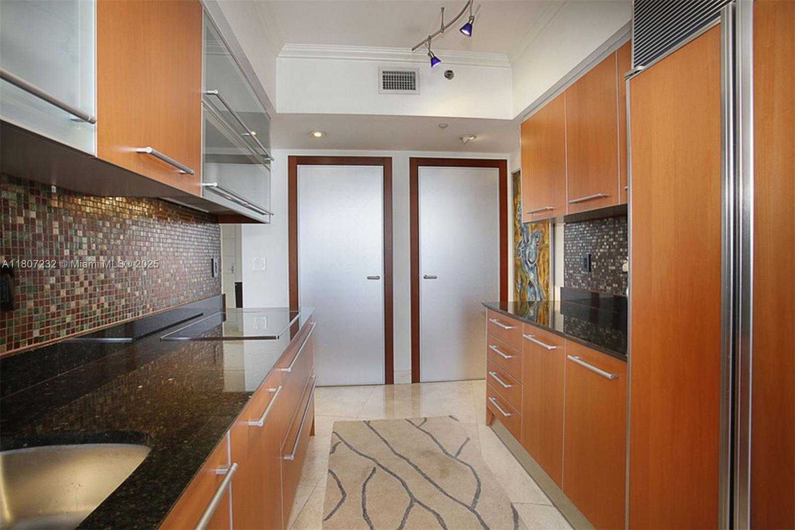 Small Image of 400 ALTON RD #811, Miami Beach Number 16