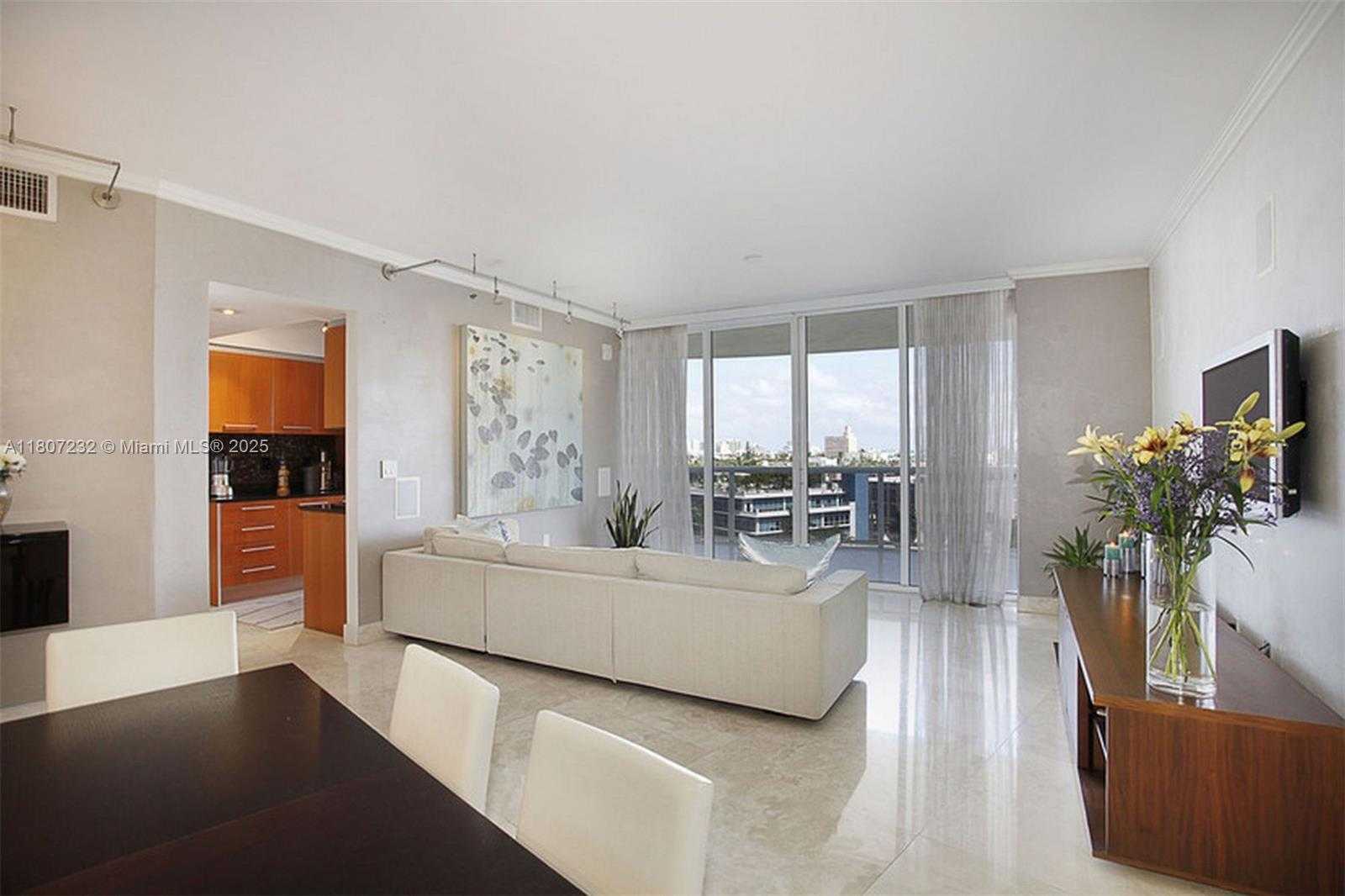 Small Image of 400 ALTON RD #811, Miami Beach Number 35