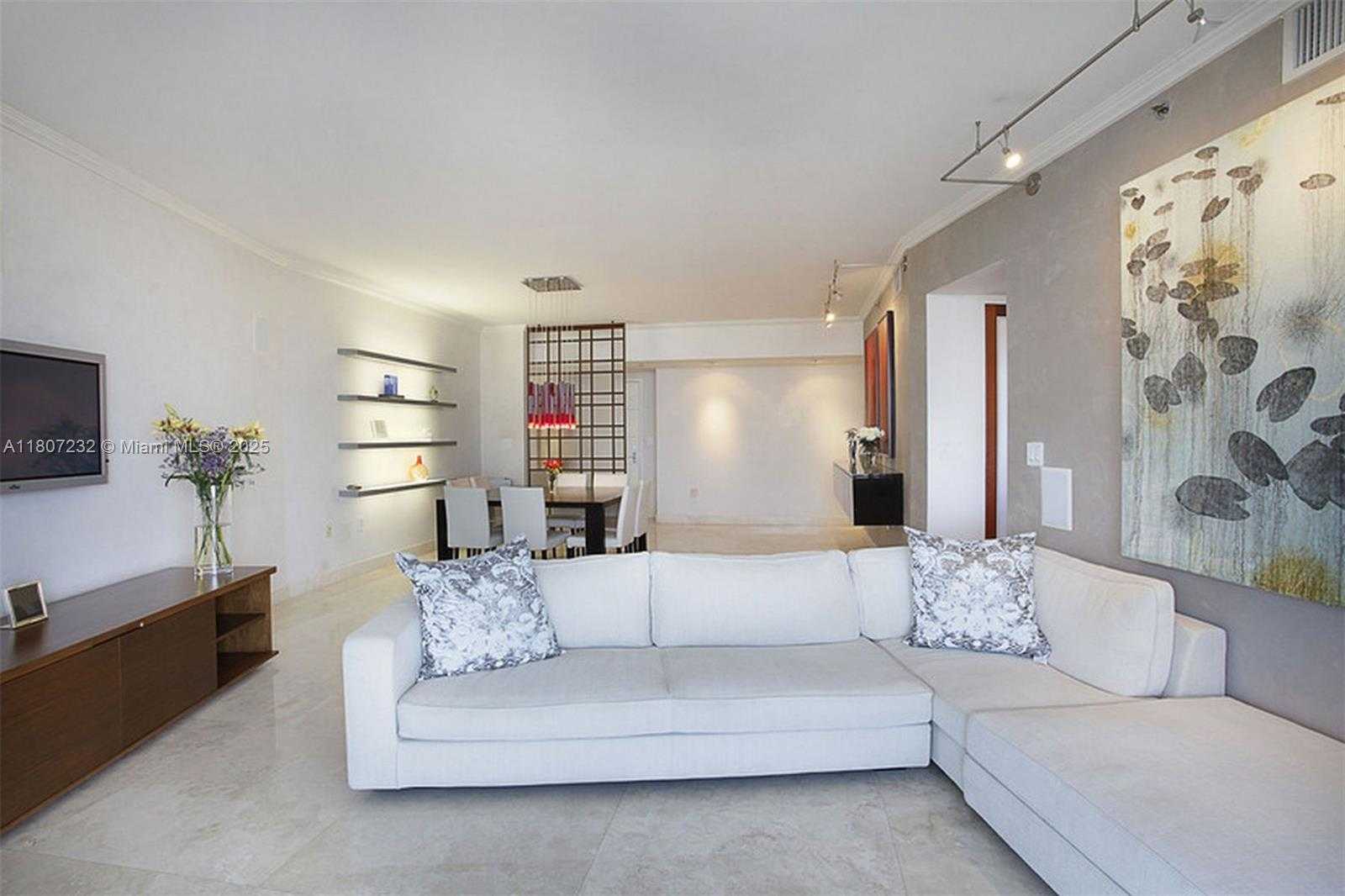 Small Image of 400 ALTON RD #811, Miami Beach Number 37
