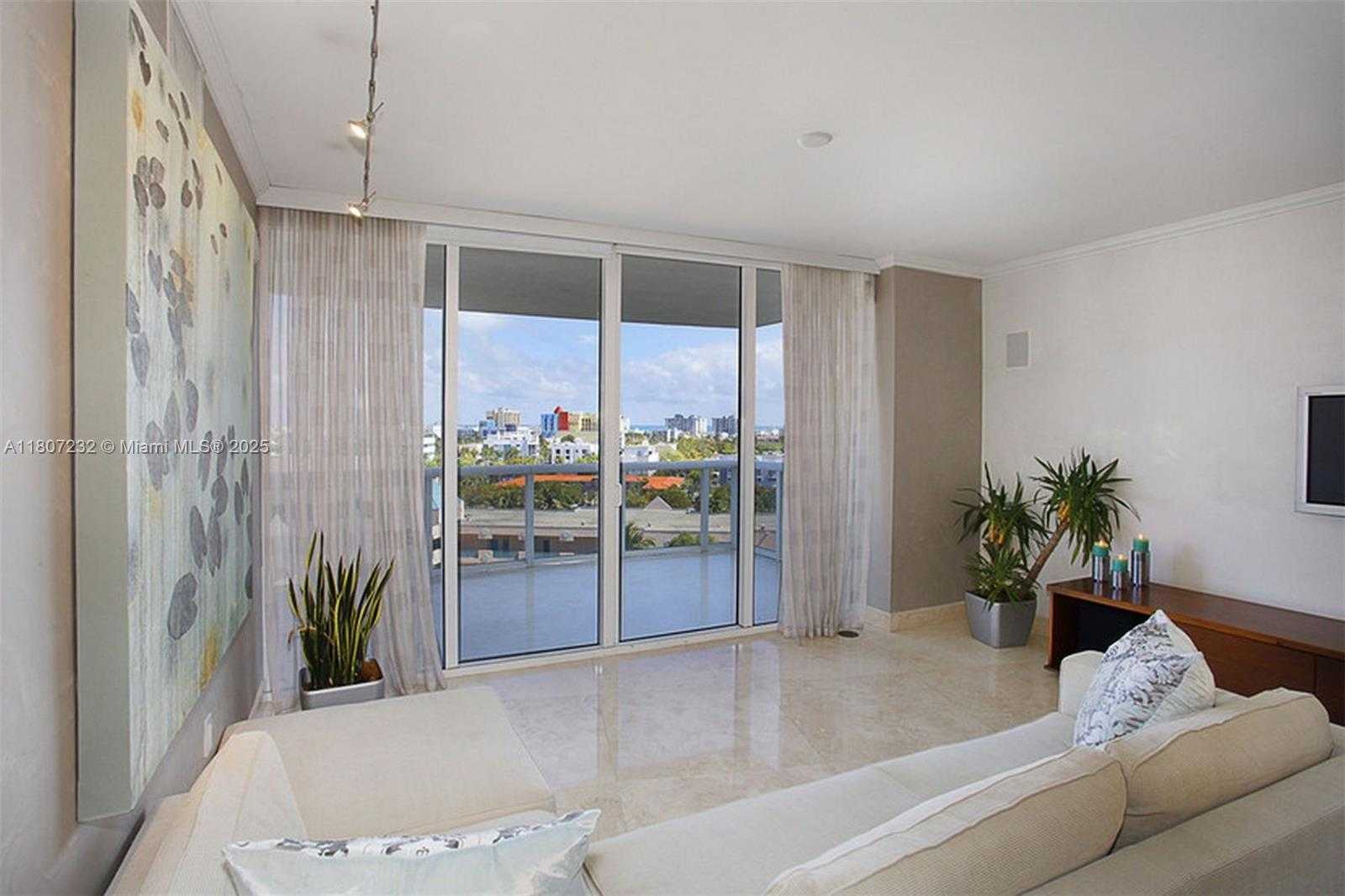 Small Image of 400 ALTON RD #811, Miami Beach Number 39