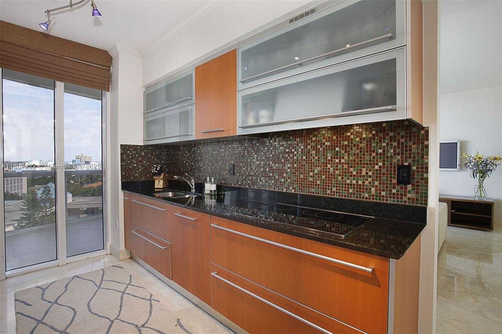 Small Image of 400 ALTON RD #811, Miami Beach Number 41