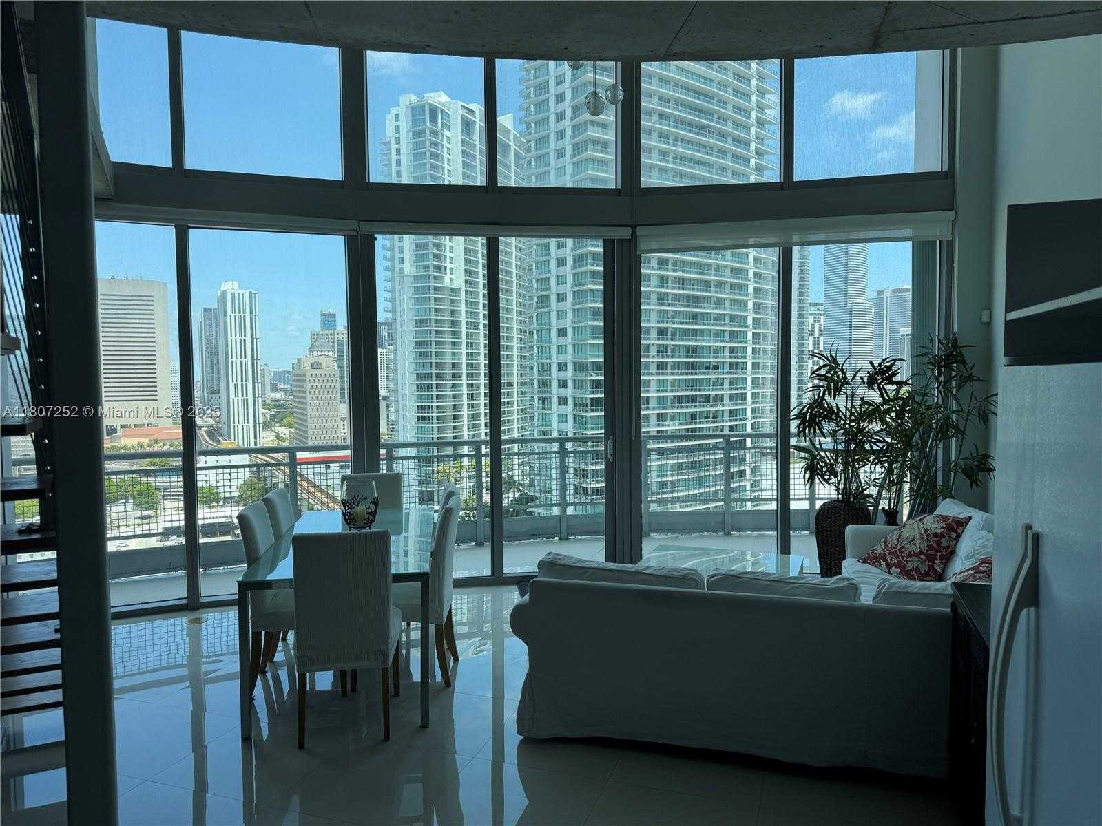 Small Image of 690 SOUTH WEST 1ST CT #2301, Miami Number 16