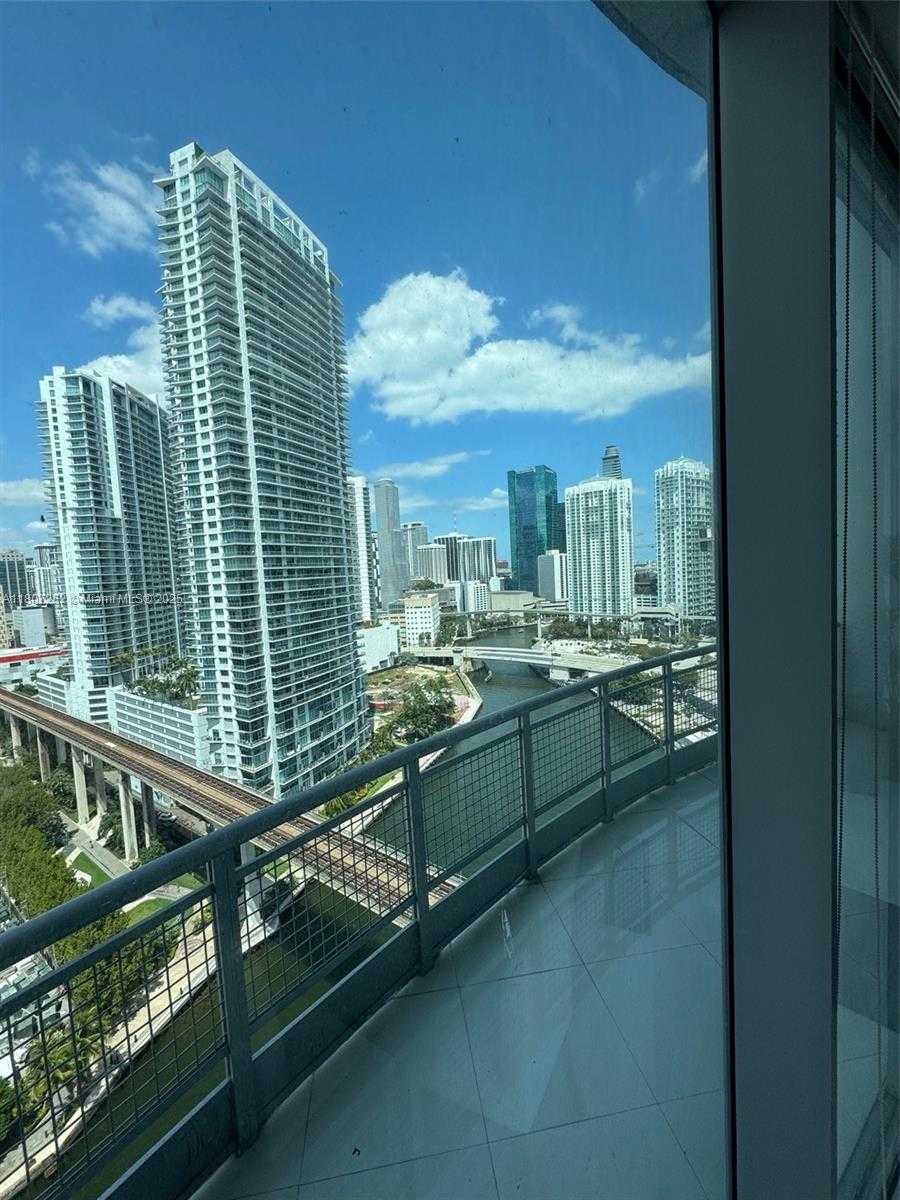 Small Image of 690 SOUTH WEST 1ST CT #2301, Miami Number 6