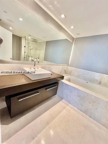 Small Image of 17121 COLLINS AVE #1003, Sunny Isles Beach Number 11