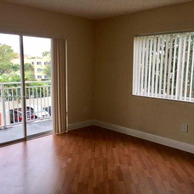Small Image of 18830 NORTH WEST 57TH AVE #301, Hialeah Number 12