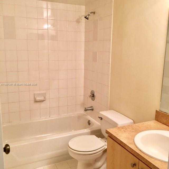 Small Image of 18830 NORTH WEST 57TH AVE #301, Hialeah Number 8