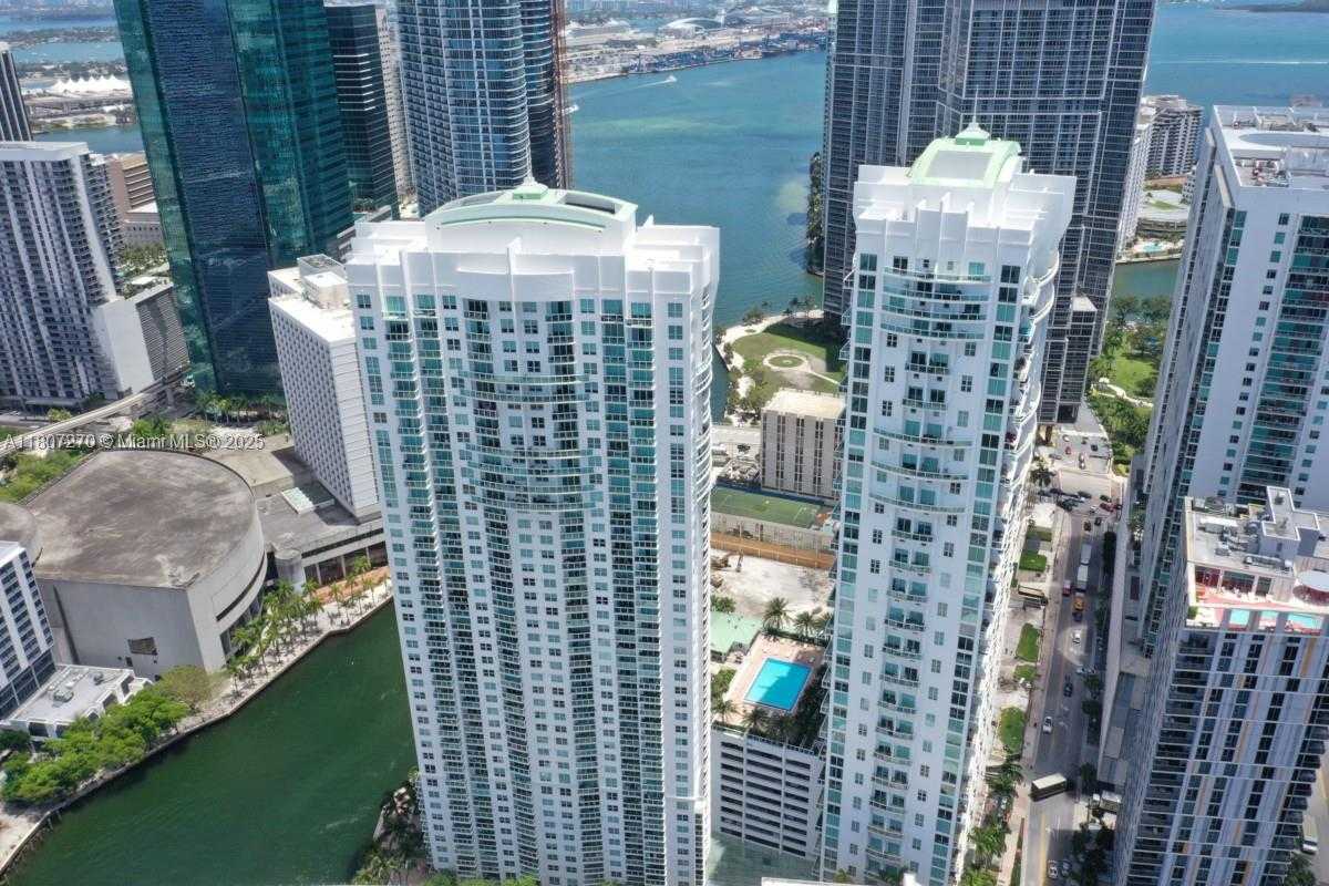 Small Image of 31 SOUTH EAST 5TH ST #3419, Miami Number 23