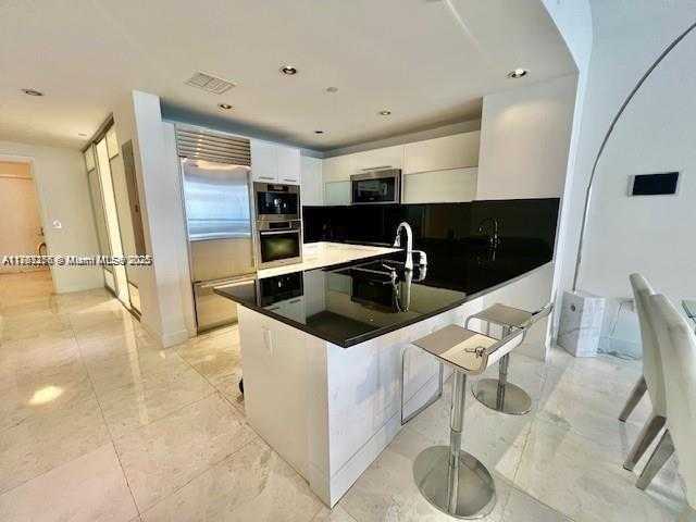 Small Image of 17121 COLLINS AVE #1007, Sunny Isles Beach Number 3