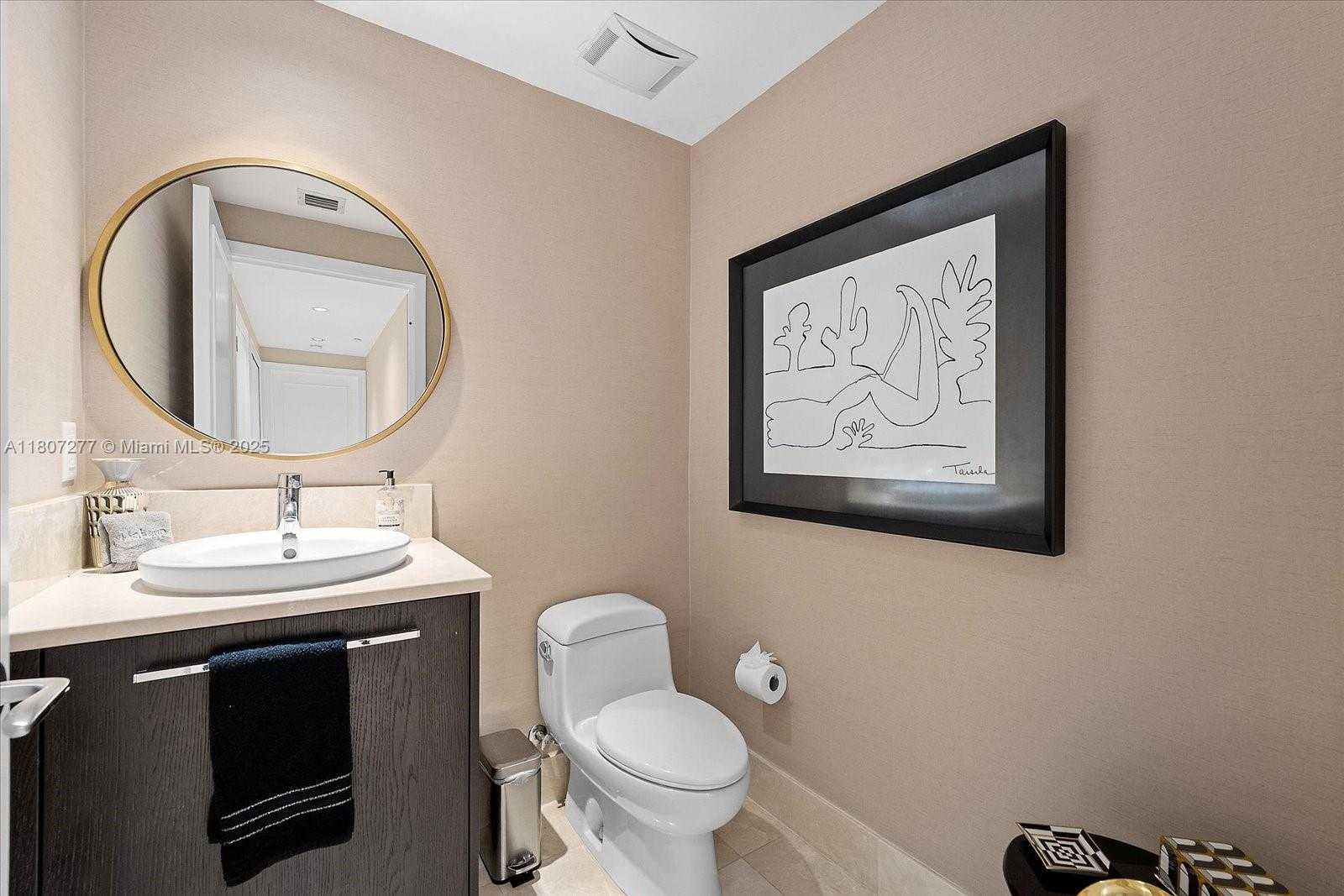 Small Image of 17121 COLLINS AVE #1005, Sunny Isles Beach Number 14
