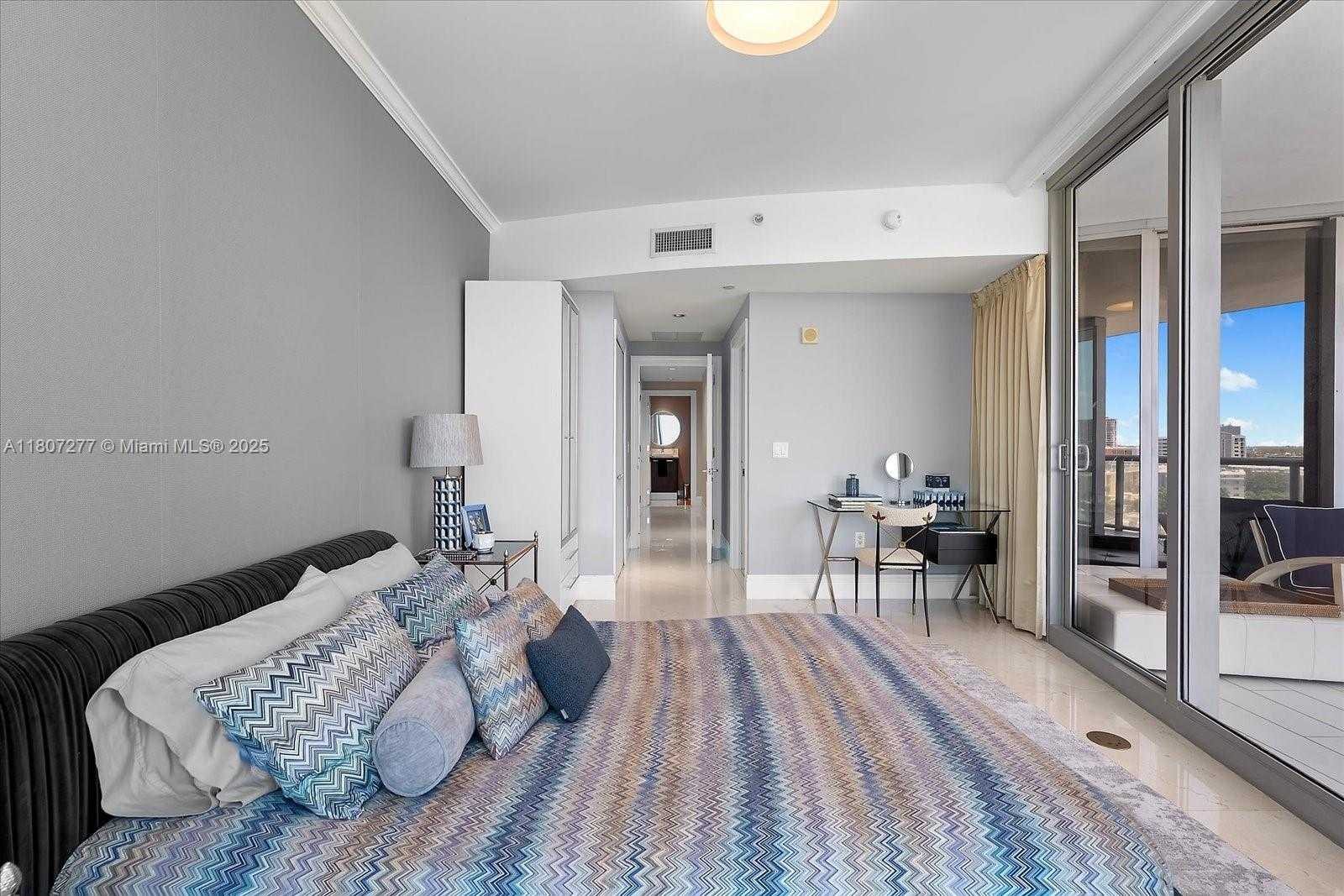 Small Image of 17121 COLLINS AVE #1005, Sunny Isles Beach Number 15