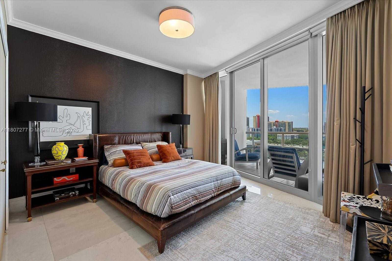 Small Image of 17121 COLLINS AVE #1005, Sunny Isles Beach Number 21