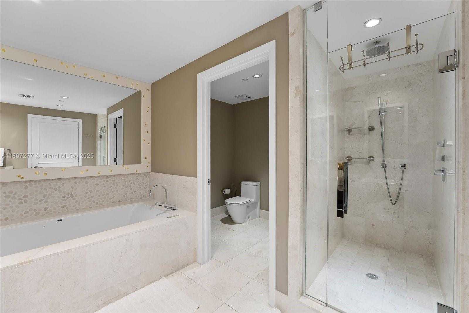 Small Image of 17121 COLLINS AVE #1005, Sunny Isles Beach Number 24