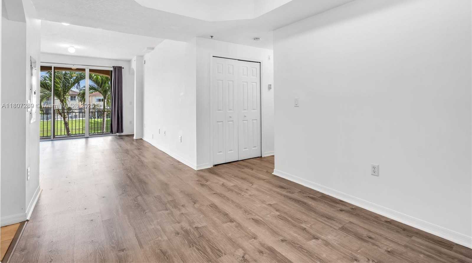 Small Image of 6700 NORTH WEST 114TH AVE #925, Doral Number 12