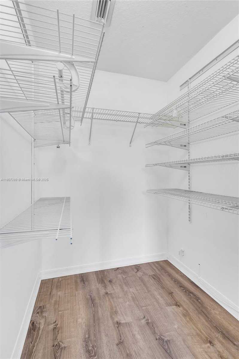 Small Image of 6700 NORTH WEST 114TH AVE #925, Doral Number 18