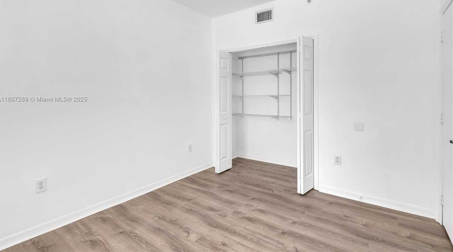 Small Image of 6700 NORTH WEST 114TH AVE #925, Doral Number 21
