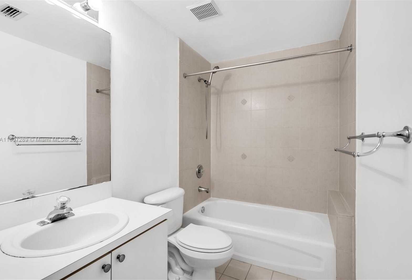 Small Image of 6700 NORTH WEST 114TH AVE #925, Doral Number 26