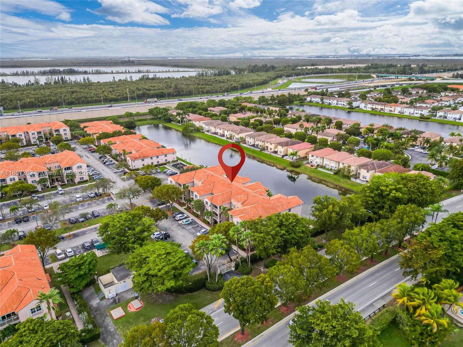 Small Image of 6700 NORTH WEST 114TH AVE #925, Doral Number 38