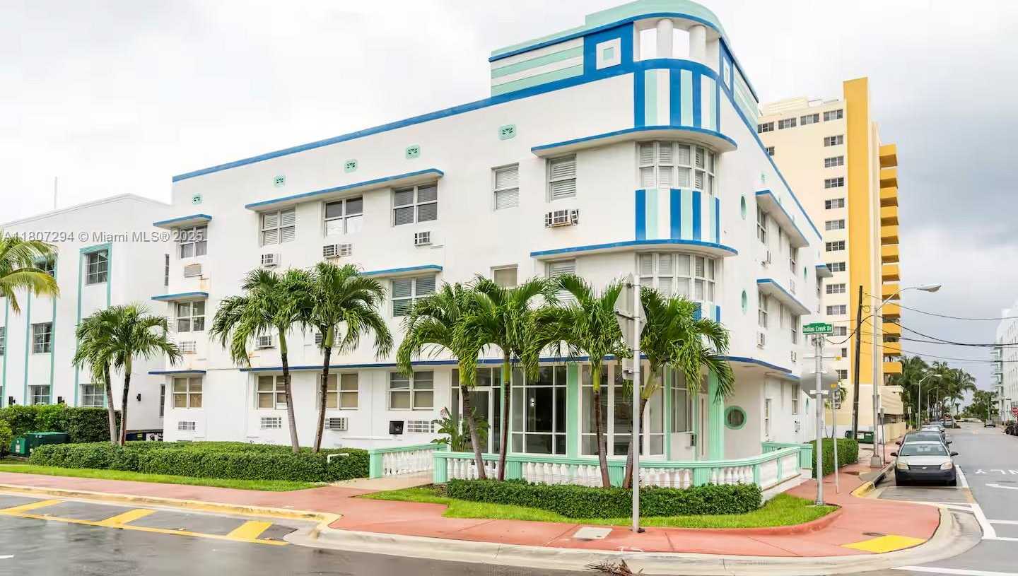 Small Image of 3801 INDIAN CREEK DR #104B, Miami Beach Number 11