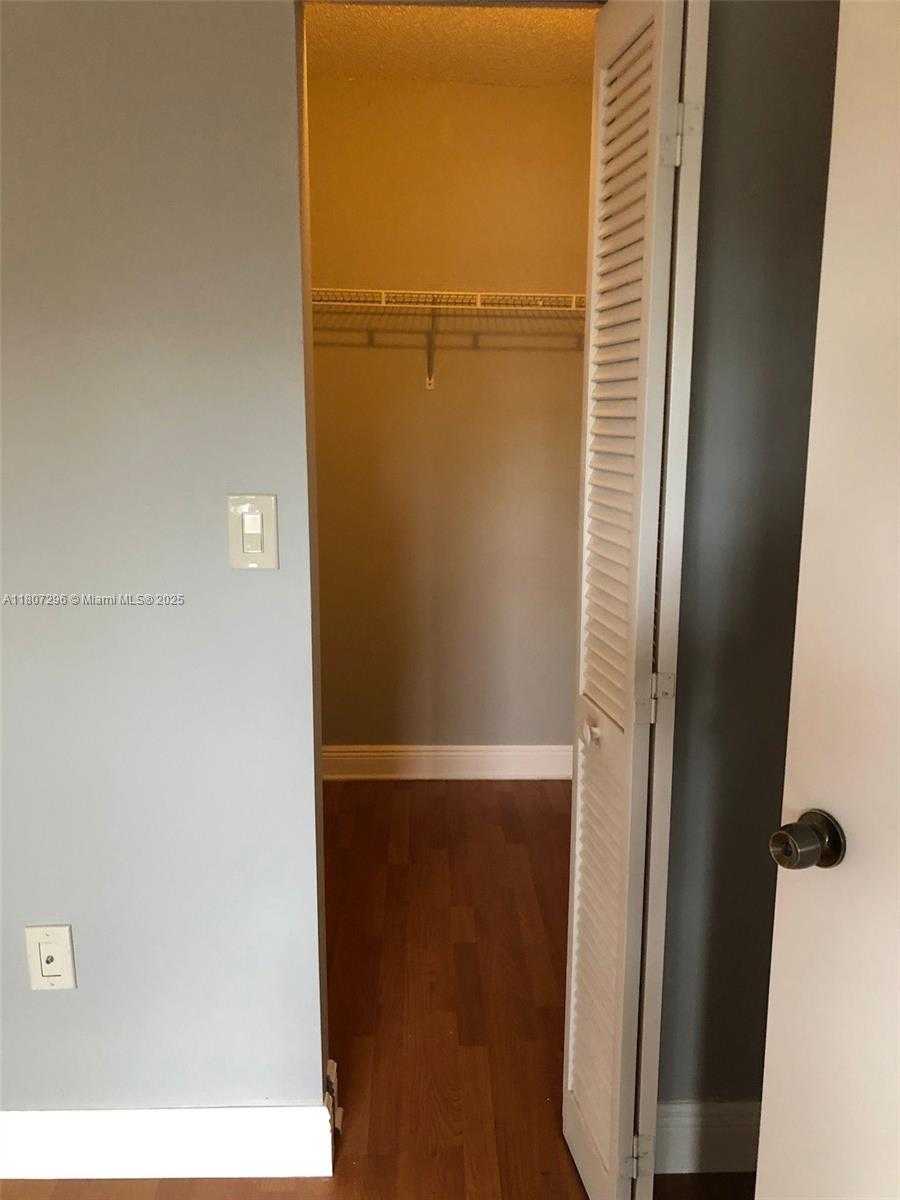 Small Image of 3834 SOUTH WEST 153RD PL #., Miami Number 16