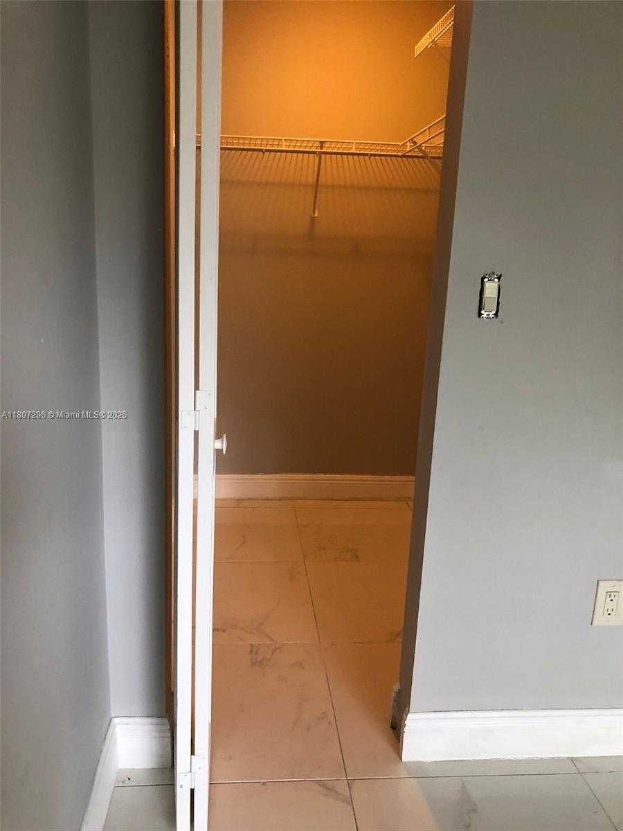 Small Image of 3834 SOUTH WEST 153RD PL #., Miami Number 19