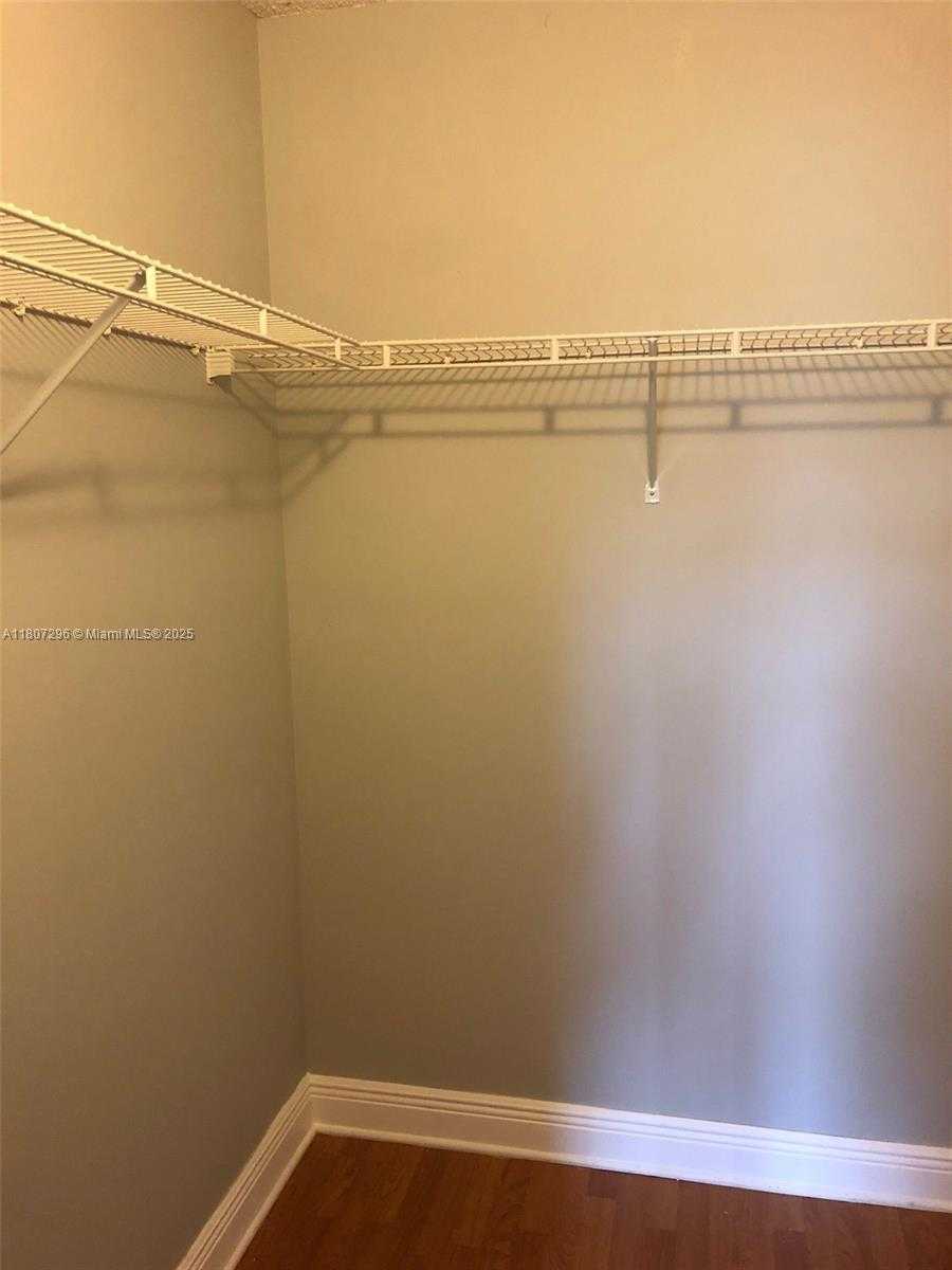 Small Image of 3834 SOUTH WEST 153RD PL #., Miami Number 21