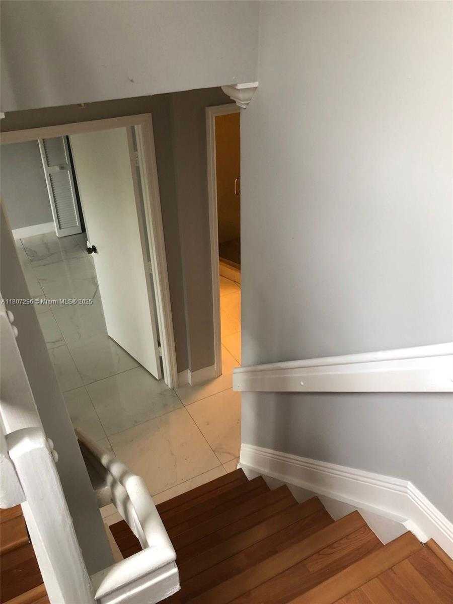 Small Image of 3834 SOUTH WEST 153RD PL #., Miami Number 26