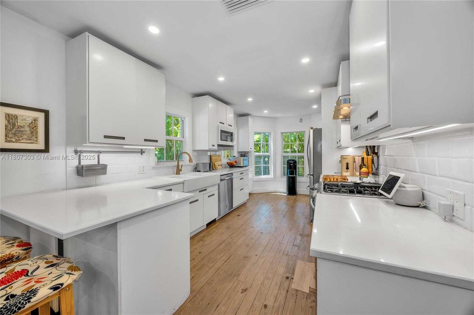 Small Image of 5023 SOUTH WEST 59TH AVE, Miami Number 14