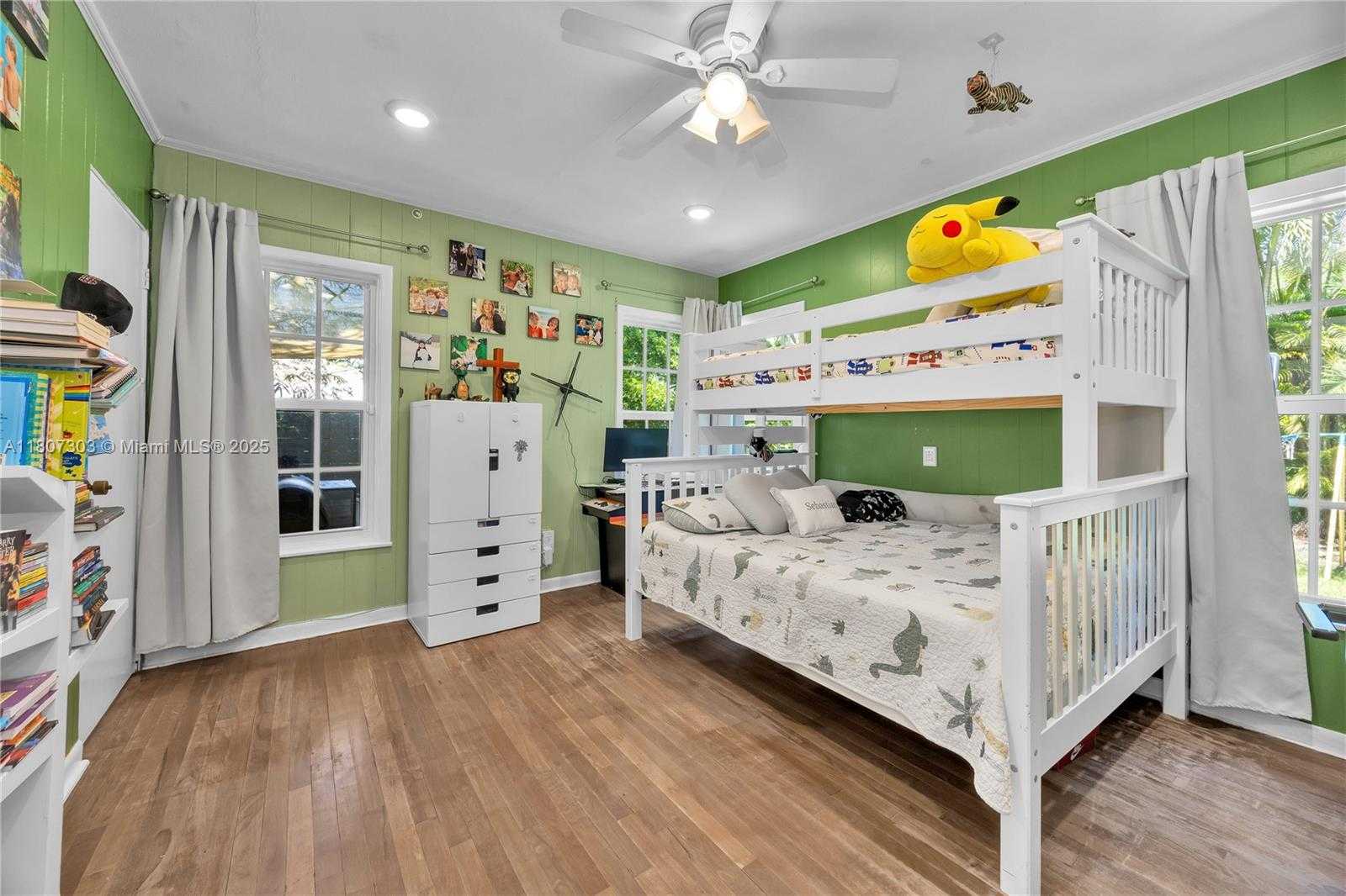 Small Image of 5023 SOUTH WEST 59TH AVE, Miami Number 21
