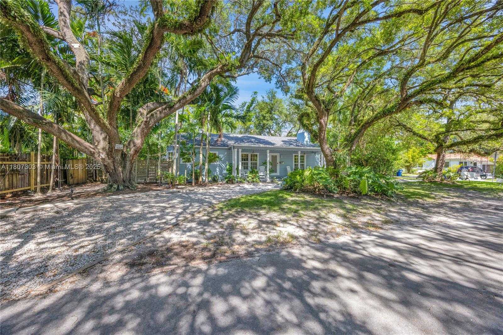 Small Image of 5023 SOUTH WEST 59TH AVE, Miami Number 29