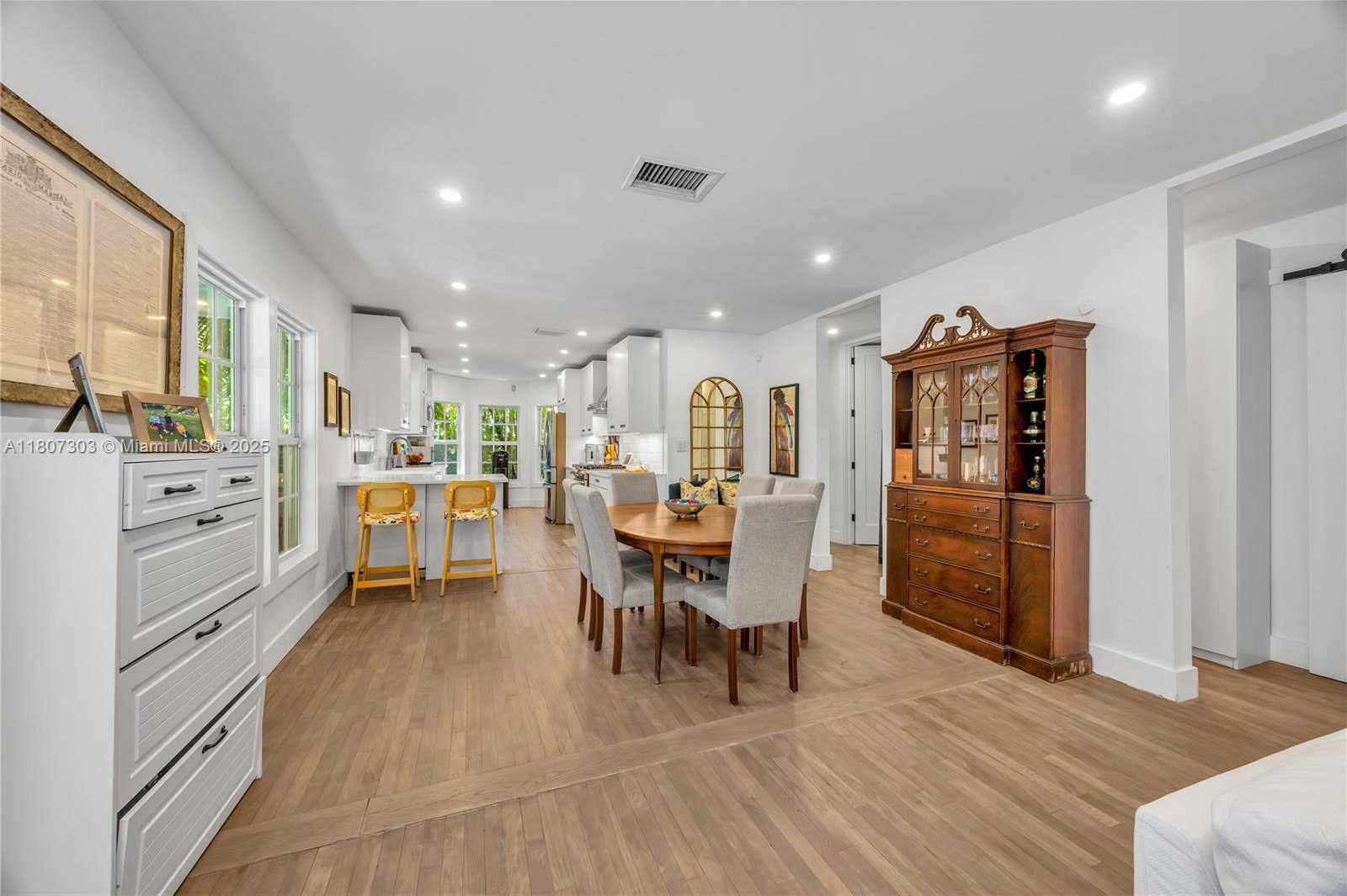 Small Image of 5023 SOUTH WEST 59TH AVE, Miami Number 9