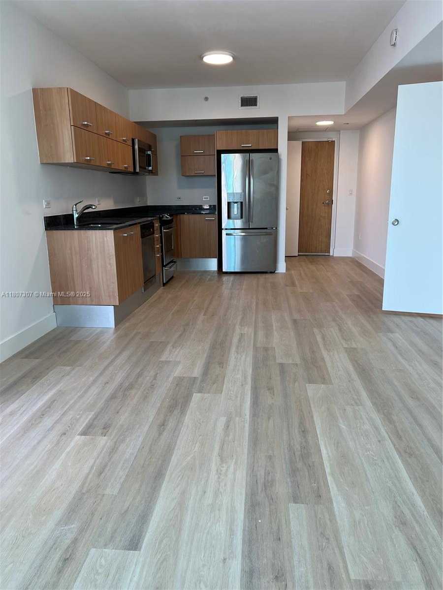 Small Image of 350 SOUTH MIAMI AVE #2211, Miami Number 5