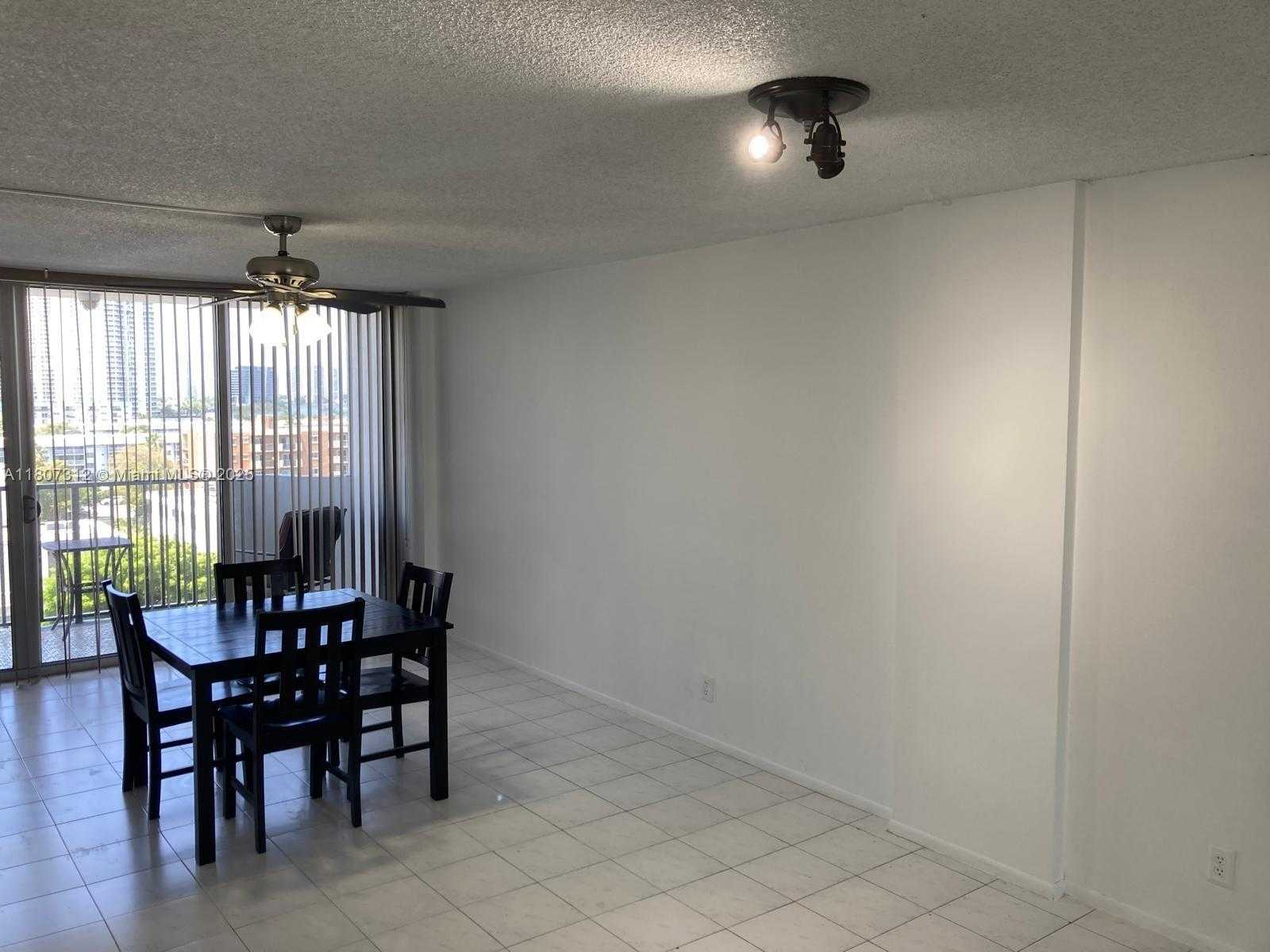 Small Image of 3703 NORTH EAST 166TH ST #905, North Miami Beach Number 3