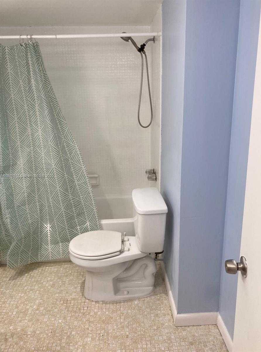 Small Image of 3703 NORTH EAST 166TH ST #905, North Miami Beach Number 7