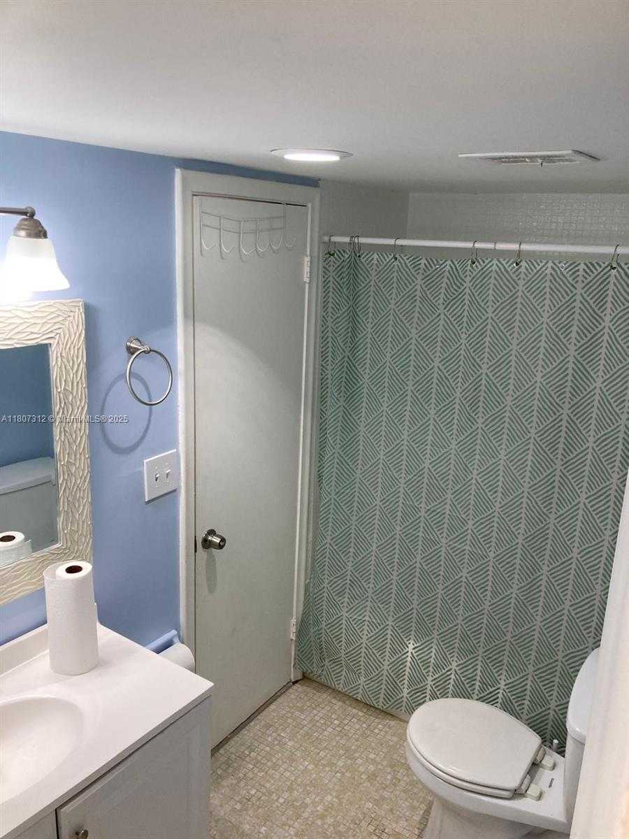 Small Image of 3703 NORTH EAST 166TH ST #905, North Miami Beach Number 9