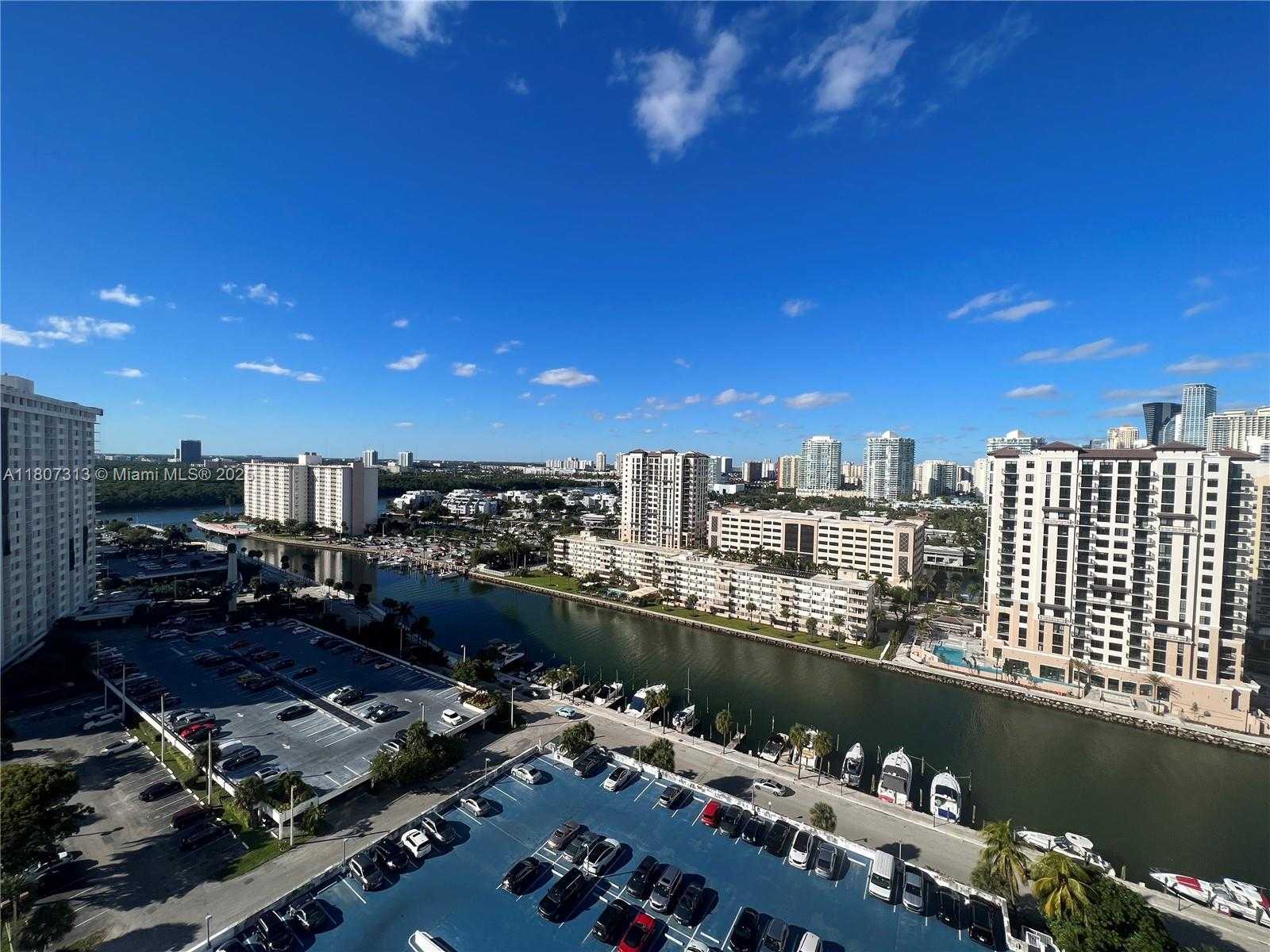 Small Image of 100 BAYVIEW DR #1929, Sunny Isles Beach Number 24