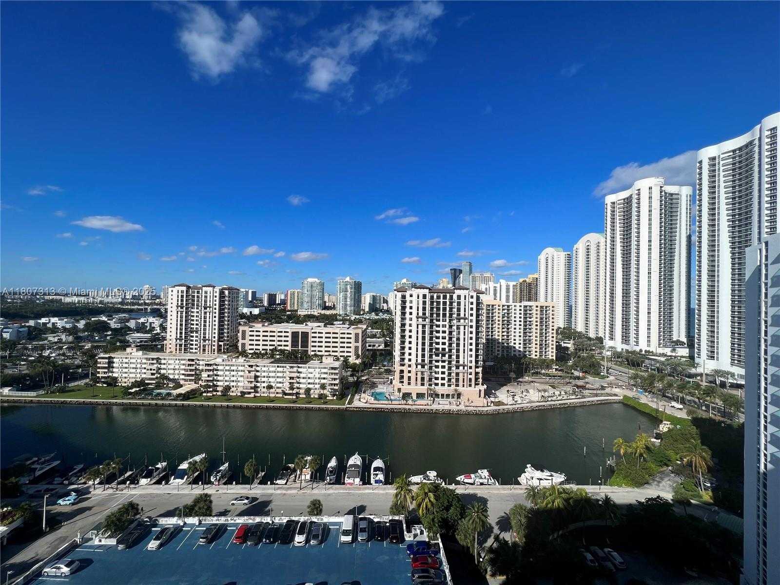 Small Image of 100 BAYVIEW DR #1929, Sunny Isles Beach Number 25