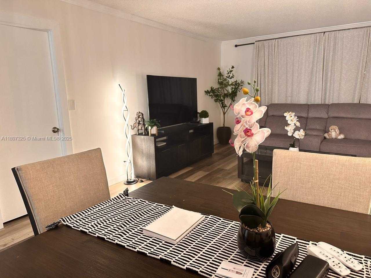 Small Image of 3800 SOUTH OCEAN DR #1808, Hollywood Number 6
