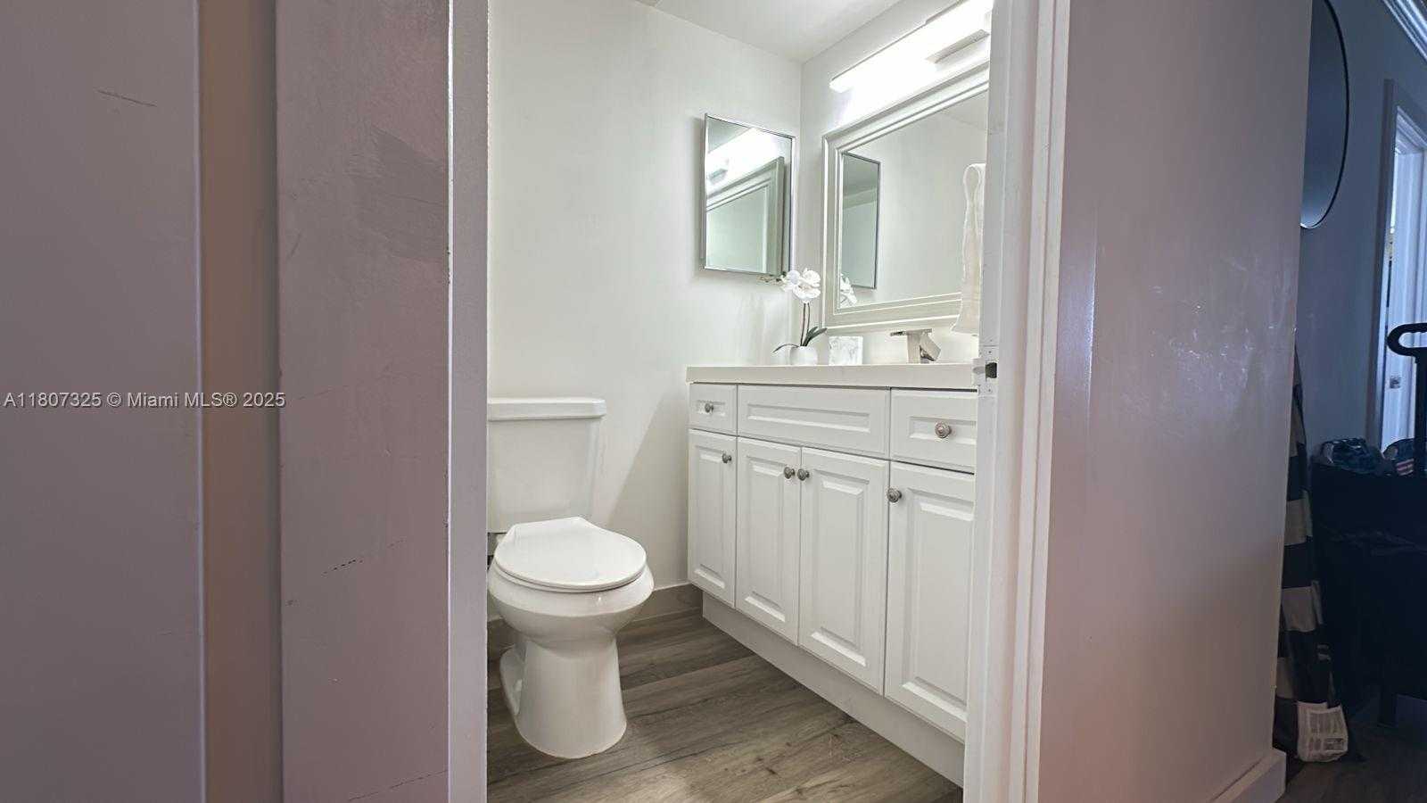 Small Image of 3800 SOUTH OCEAN DR #1808, Hollywood Number 8