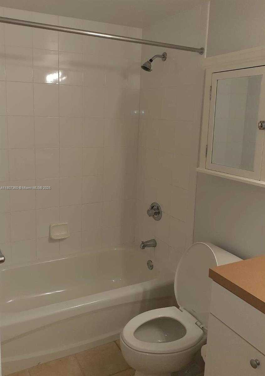 Small Image of 1250 SOUTH MIAMI AV #2213, Miami Number 12