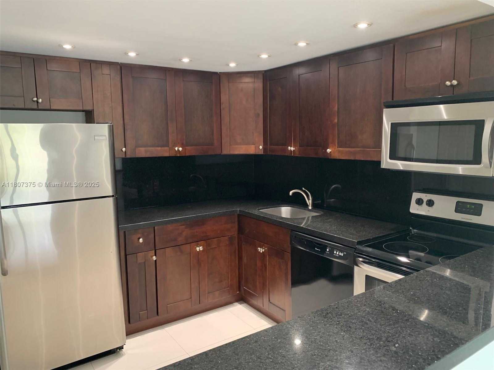 Small Image of 16851 NORTH EAST 23RD AVE #A215, North Miami Beach Number 2