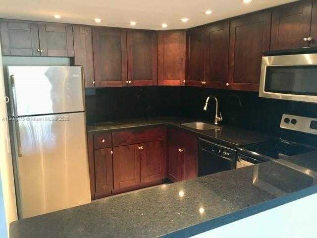 Small Image of 16851 NORTH EAST 23RD AVE #A215, North Miami Beach Number 3