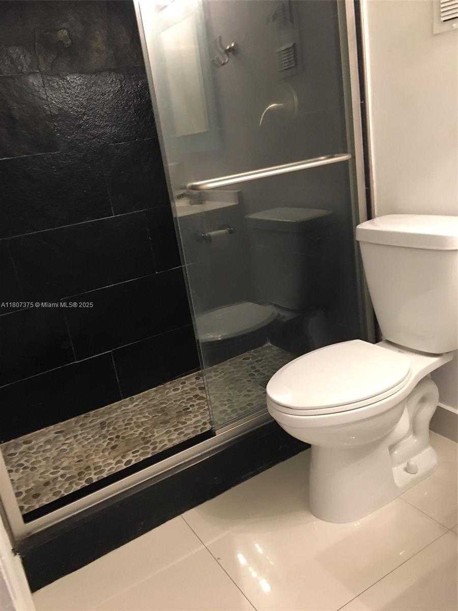 Small Image of 16851 NORTH EAST 23RD AVE #A215, North Miami Beach Number 6