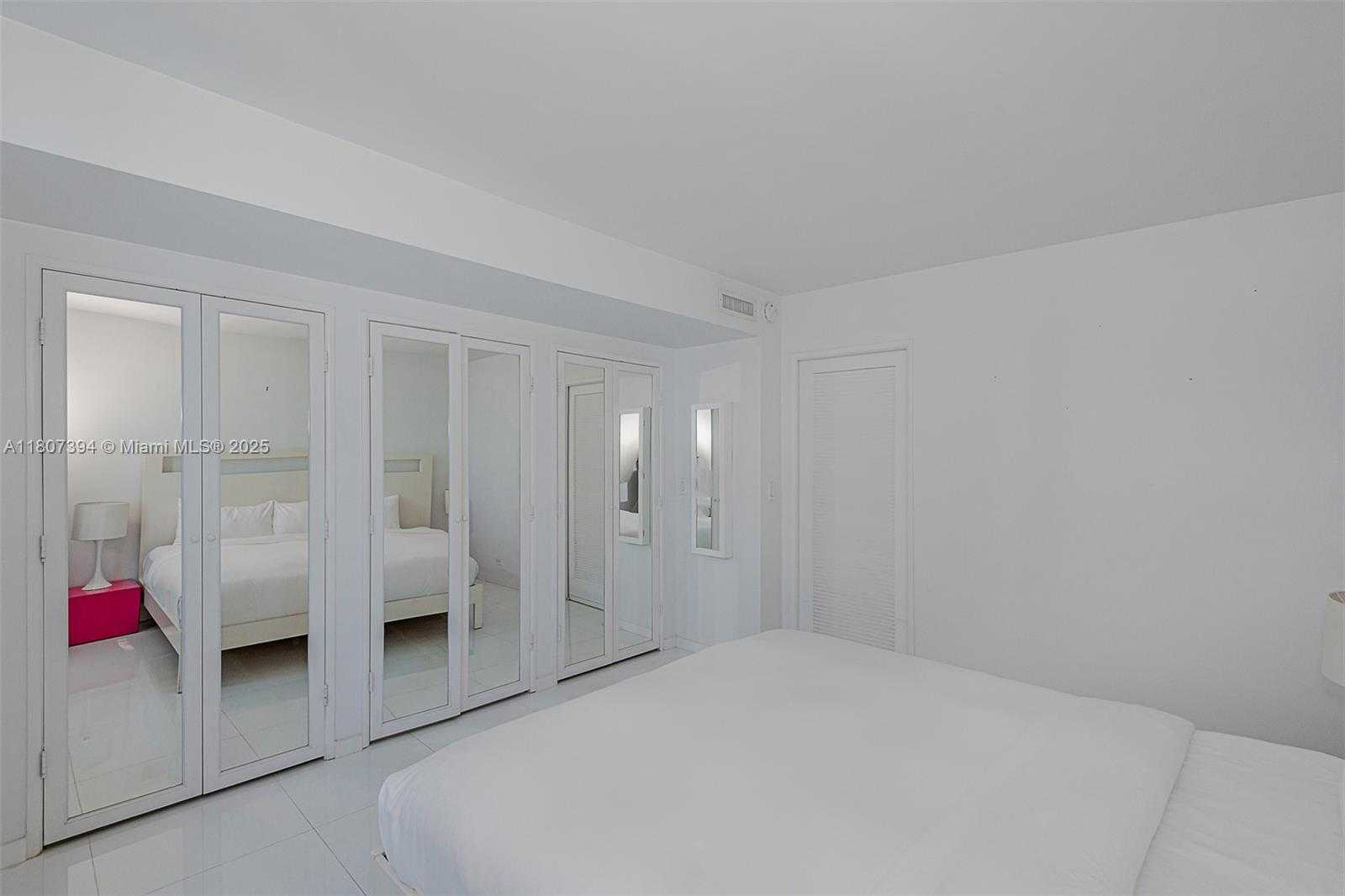 Small Image of 2301 COLLINS AVE #1538, Miami Beach Number 18