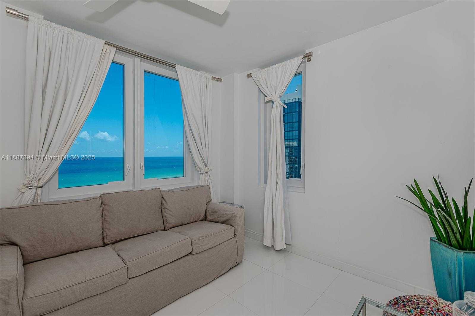 Small Image of 2301 COLLINS AVE #1538, Miami Beach Number 8